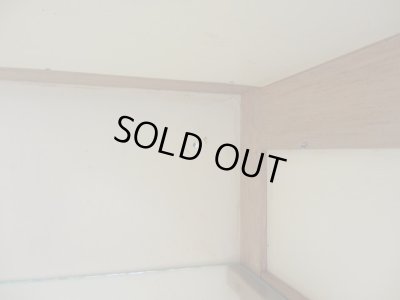 画像15: 昭和レトロ ガラス戸棚 飾り棚