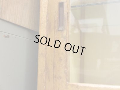 画像18: 昭和レトロ ガラス戸棚 飾り棚