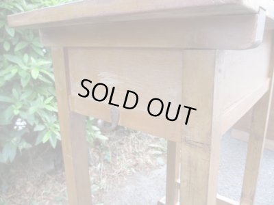 画像8: 昭和レトロ 古い木製の学校机 デスク