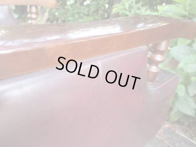 画像8: レトロな一人掛けソファ 茶 (1)