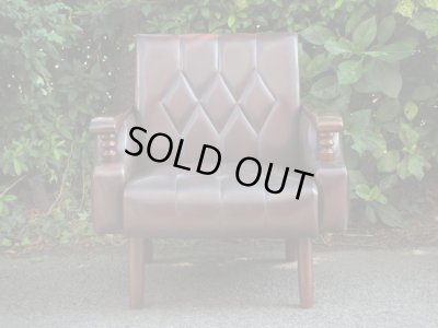 画像2: レトロな一人掛けソファ 茶 (1)