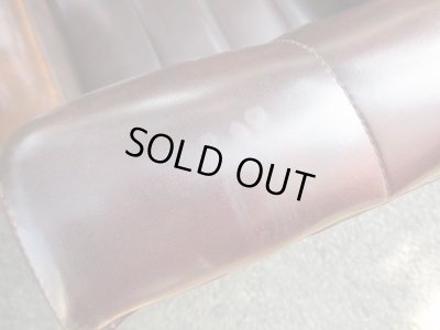 画像9: レトロな一人掛けソファ 茶 (1)