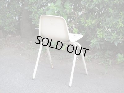 画像3: コトブキ スタッキングチェア 白脚