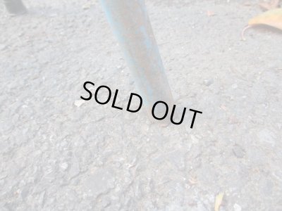 画像10: ヴィンテージ ブルーの鉄脚スツール