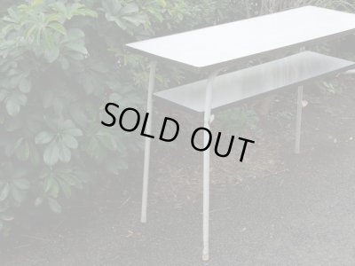 画像2: レトロ ヴィンテージ 白い鉄脚テーブル