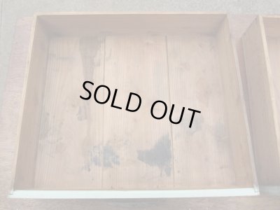 画像13: ペイントされた古い作業台 木製デスク