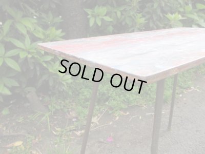 画像5: カラフルに絵の具がのった天板のサイドテーブル(4)