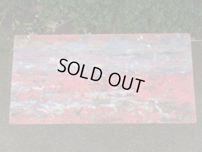 画像4: カラフルに絵の具がのった天板のサイドテーブル(4)