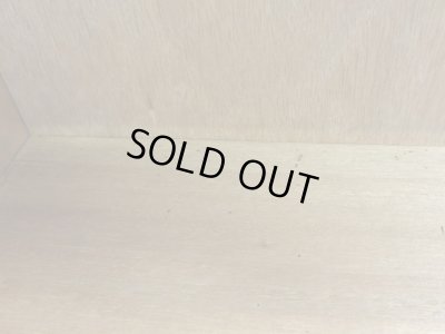 画像12: ヴィンテージ ラワン無垢材のガラス戸棚(1)