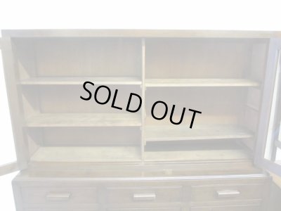 画像4: レトロな古い食器棚 ガラス棚