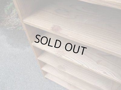 画像7: 乾いた質感の古い木製の棚 シェルフ