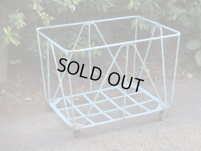 画像3: 古いアイアン製のカゴ キャスター付