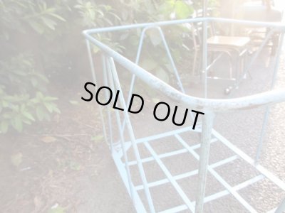 画像6: 古いアイアン製のカゴ キャスター付