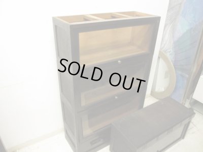 画像8: アンティーク スライド扉のガラス本箱 シャツケース キャビネット 楢材