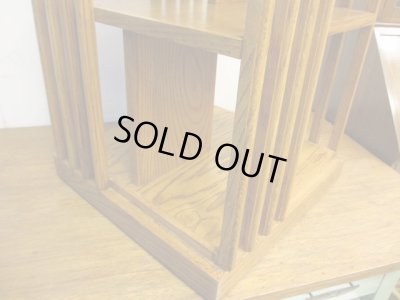 画像6: 古いオーク材の回転式ブックシェルフ 本棚本立て