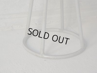 画像4: ヴィンテージ 古い鉄脚のスツール 丸椅子