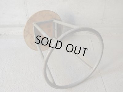 画像5: ヴィンテージ 古い鉄脚のスツール 丸椅子