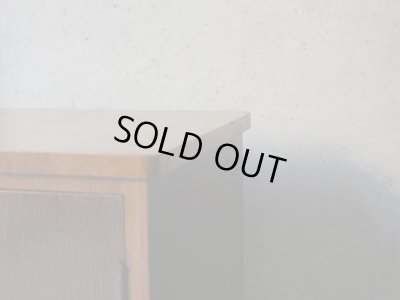 画像8: ヴィンテージ 木味のキャビネット 花台