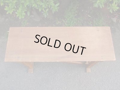 画像5: 古い木味のベンチ