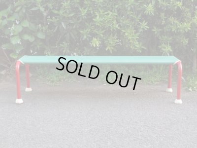 画像2: ヴィンテージ　レトロポップなジムベンチ緑（１）