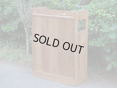 画像6: アンティーク　木味のガラス戸棚