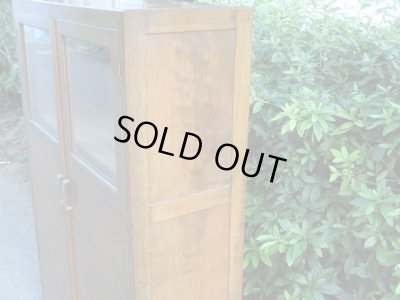 画像8: ヴィンテージ 木味良いガラス本箱 キャビネット 楢材