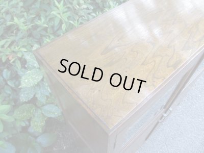 画像7: ヴィンテージ 木味良いガラス本箱 キャビネット 楢材