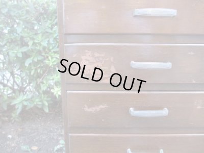 画像10: アンティーク 深い木味の7杯引出し ドロワー A4