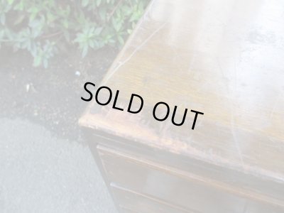 画像9: アンティーク 深い木味の7杯引出し ドロワー A4