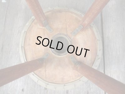 画像4: アンティーク　くすんだカーキ色のリングスツール 丸椅子