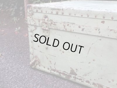 画像15: アンティーク アメリカ製のメタルトランク