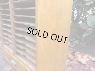 画像12: アンティーク 木味良い レターケース カルテ書類棚