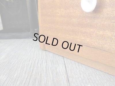 画像10: アンティーク 明るい木味のラワン材 3杯小引出し