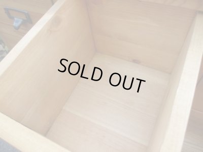 画像13: パイン無垢材の16杯引出し ドロワー チェスト