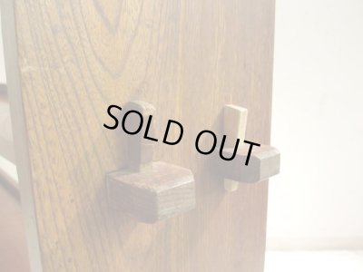 画像11: アンティーク 横長の楔本棚