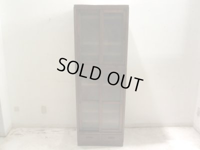 画像2: アンティーク ダイヤガラスのガラス戸棚 食器棚