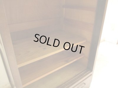 画像9: アンティーク ダイヤガラスのガラス戸棚 食器棚