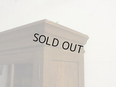 画像7: アンティーク 古い洋館のガラスキャビネット 楢無垢材