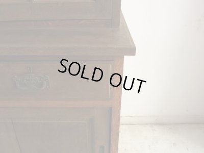 画像9: アンティーク 古い洋館のガラスキャビネット 楢無垢材