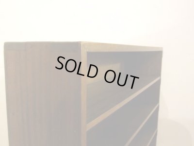 画像4: アンティーク ラワン無垢材の収納棚 (2)