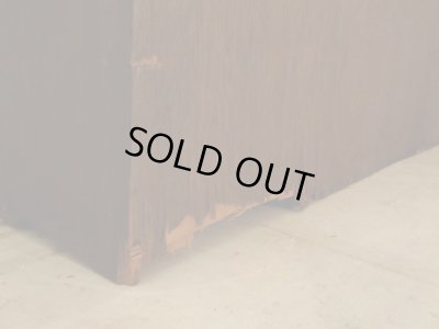 画像13: アンティーク ラワン無垢材の収納棚 (2)