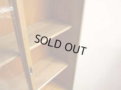 画像8: 木味良い ヴィンテージガラス戸棚 