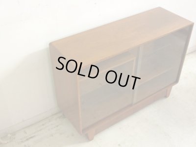 画像4: ヴィンテージ ジャパニーズモダンなガラス戸棚 ローボード