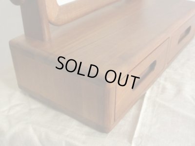 画像4: 北欧デザイン チーク材の2杯引出し卓上ミラー ミニドレッサー