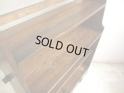 画像6: アンティーク 楢無垢材の重厚なクサビ本棚