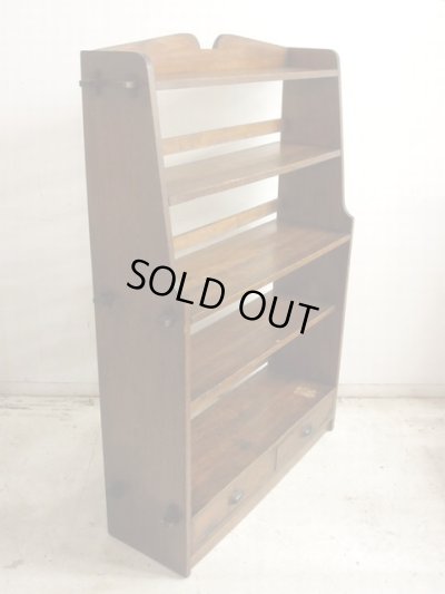 画像2: アンティーク 楢無垢材の重厚なクサビ本棚