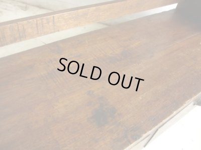 画像10: アンティーク 楢無垢材の重厚なクサビ本棚