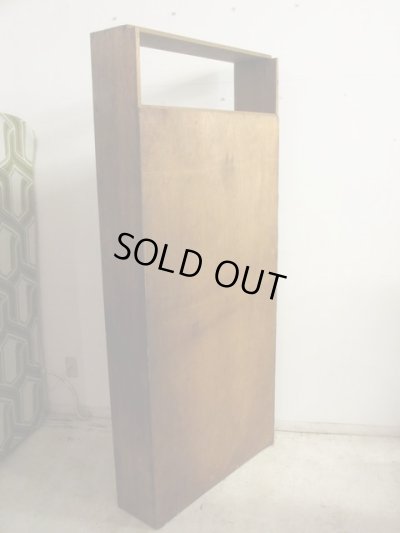 画像3: ヴィンテージ ラワン無垢材の素朴な収納棚 本棚