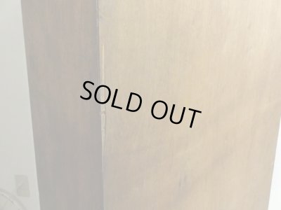 画像13: ヴィンテージ ラワン無垢材の素朴な収納棚 本棚