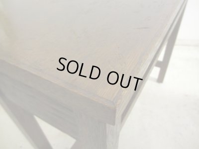 画像9: 昭和レトロ 古い学校の机 木製デスク (1)